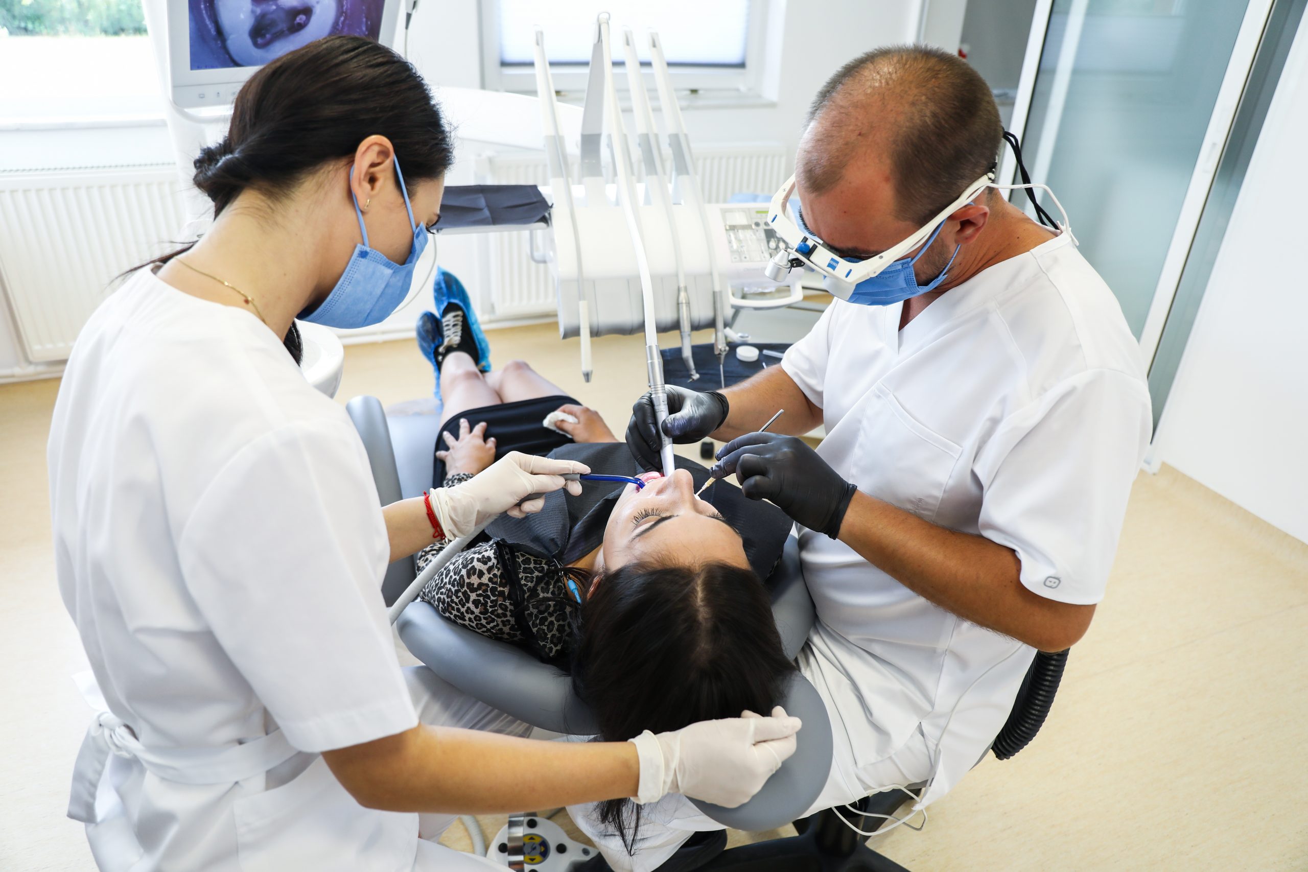 clinica stomatologică Dental Prosmile